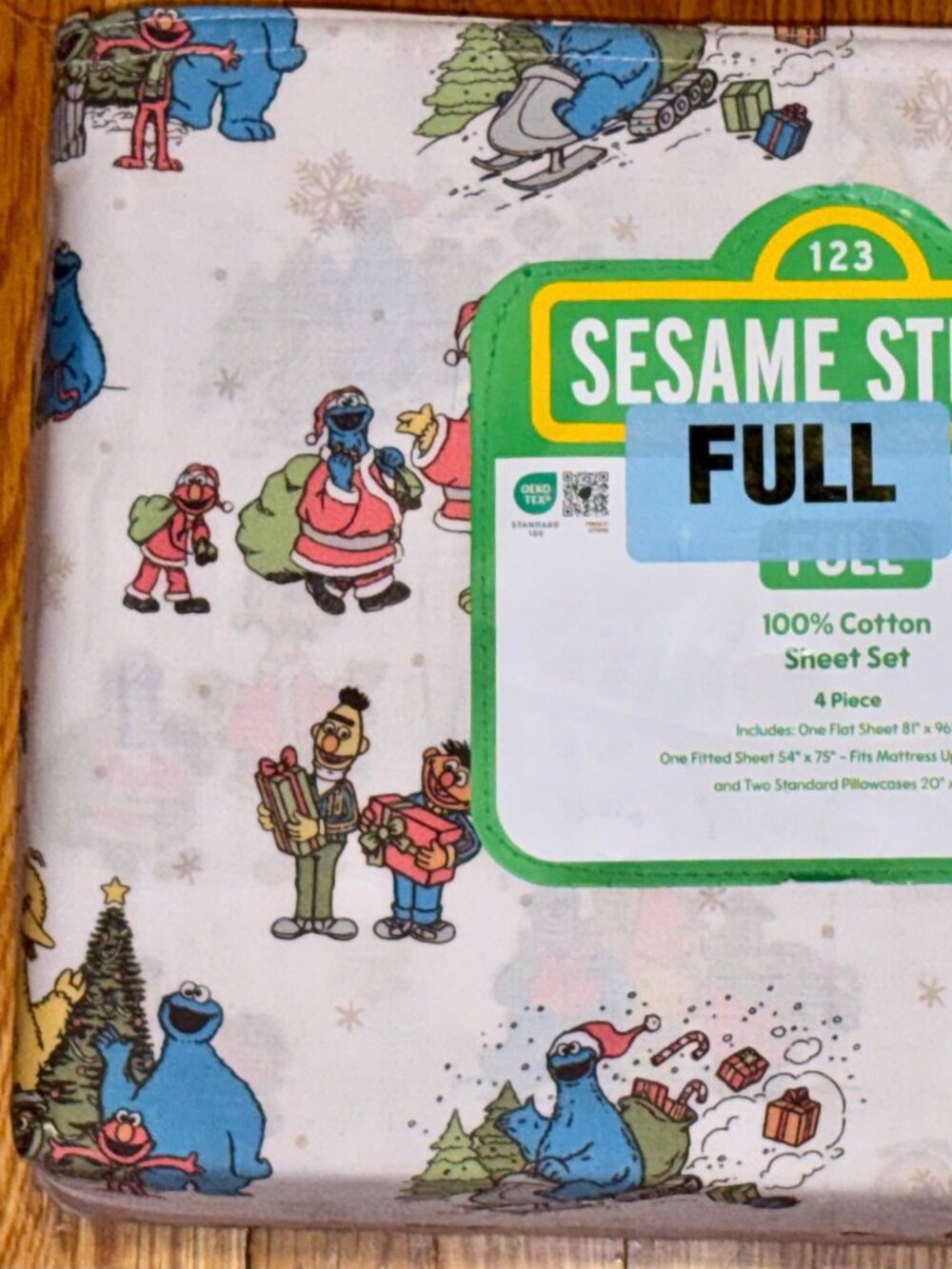Sesame Street CHRISTMAS CELEBRATION Full Size Cotton Sheet Set  ALL COTTON
